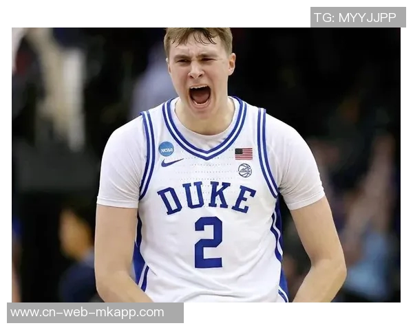 寒冰射手克莱替补出场17分钟全场失准三分球五投皆失未能得分 寒冰射手克莱替补出场17分钟全场失准三分球五投皆失未能得分