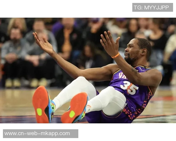 杜兰特谈挡拆战术的重要性与应对包夹的智慧选择